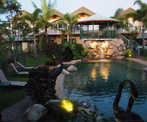 Tinaroo Lake Resort - Accommodation Coffs Harbour 0