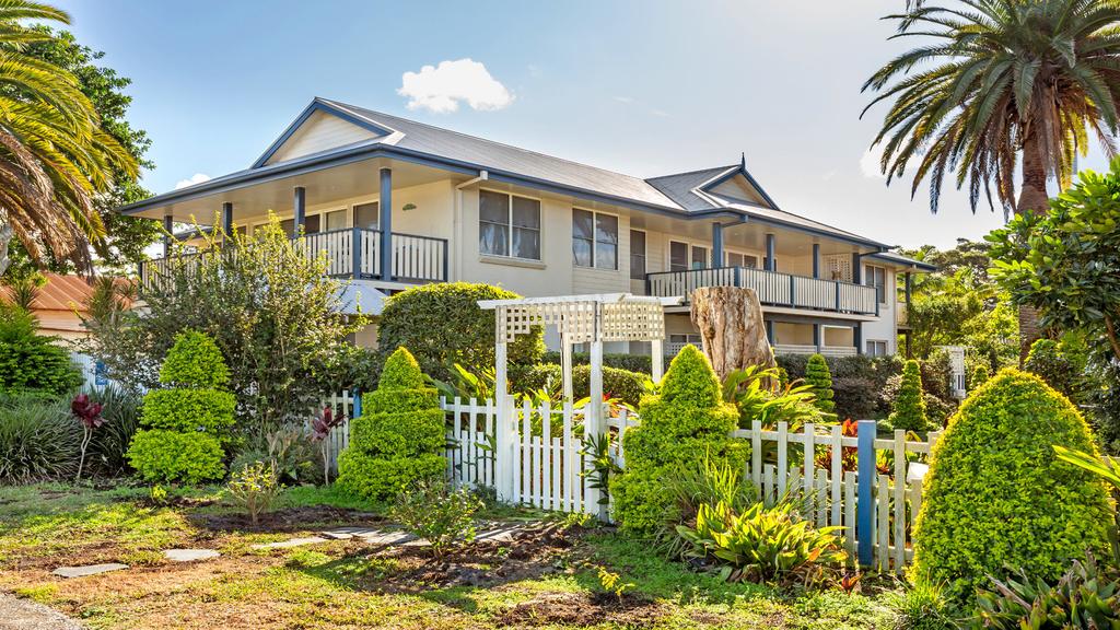 Sandbar NSW Accommodation Coffs Harbour