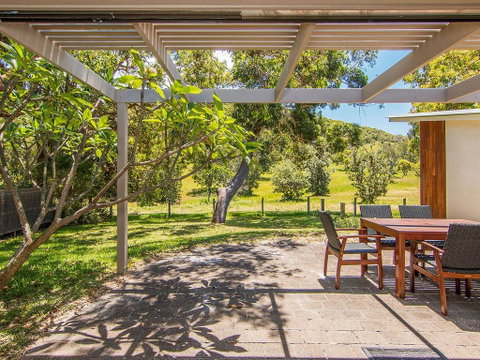 True Blue - Accommodation Coffs Harbour 3