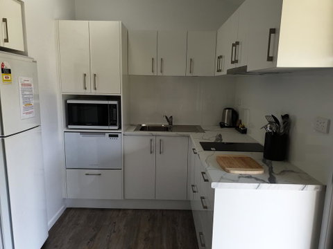 Tuncurry Lakes Resort - Accommodation Coffs Harbour 2