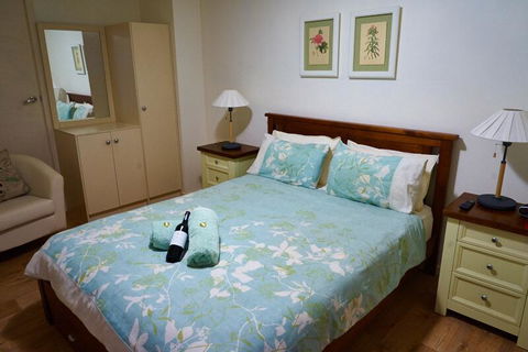 Underground Bed & Breakfast - Accommodation Coffs Harbour 1