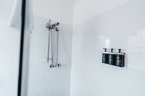 UNO Hotel Sydney - Accommodation Coffs Harbour 2