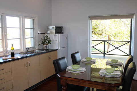 Upper Reach Spa Cottage - Accommodation Coffs Harbour 3