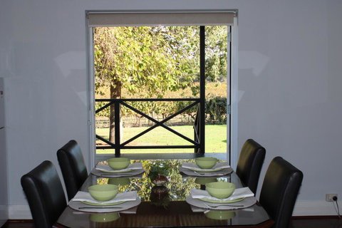 Upper Reach Spa Cottage - Accommodation Coffs Harbour 2