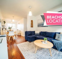 Urban Beach Shack-Metres from the Beach  Cafes - Accommodation Coffs Harbour