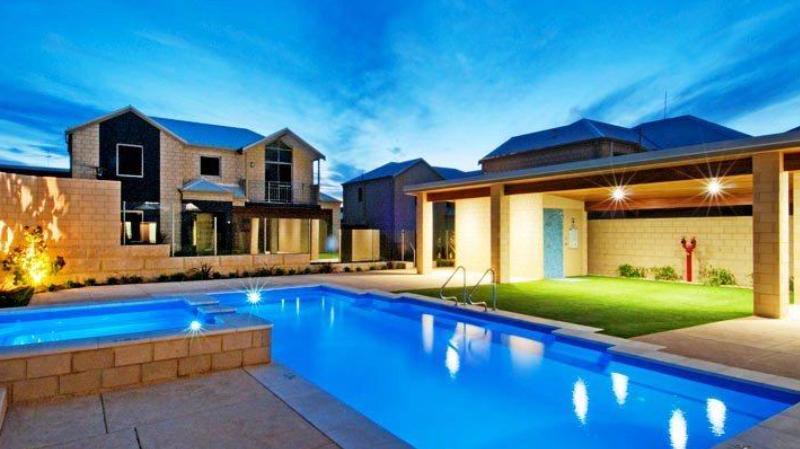 Mandurah WA Accommodation Coffs Harbour