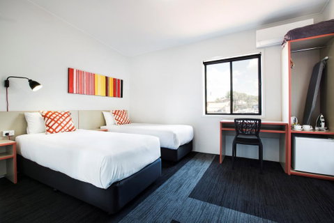 Villawood Hotel - Accommodation Coffs Harbour 2