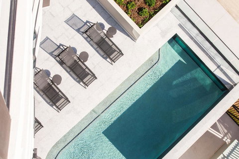 Vue Broadbeach - Accommodation Coffs Harbour 0