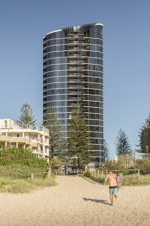 Vue Broadbeach - Accommodation Coffs Harbour 3