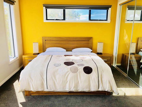 Apollo Bay Seal Apartments - Accommodation Coffs Harbour 2