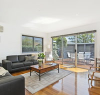 Bask at The Glade - Rejuvenate Stays - Accommodation Coffs Harbour