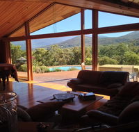 Kangaroo Manor - Accommodation Coffs Harbour
