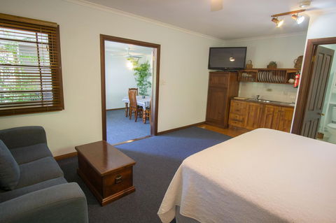Debbie\'s Place - Accommodation Coffs Harbour 42