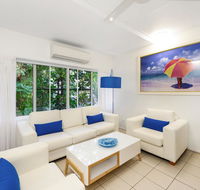 By The Sea Port Douglas - Accommodation Coffs Harbour