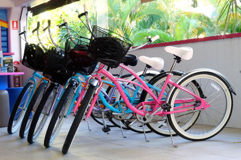 By The Sea Port Douglas - Accommodation Coffs Harbour 6