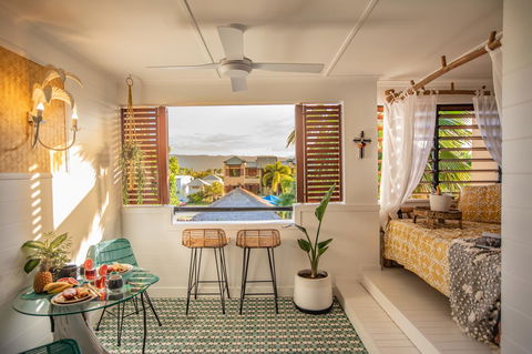NOMAD - Luxe Apartment - Accommodation Coffs Harbour 1