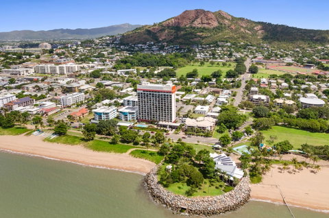 Aquarius On The Beach - Accommodation Coffs Harbour 2