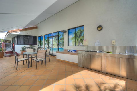 Regal Port Douglas - Accommodation Coffs Harbour 13