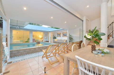 [ ANDY'S BEACH HOUSE ] - Accommodation Coffs Harbour 5