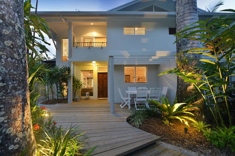 [ ANDY'S BEACH HOUSE ] - Accommodation Coffs Harbour 6