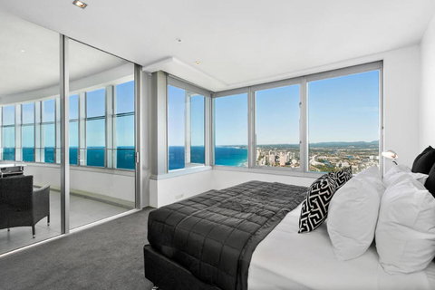 Q1 Resort & Spa - Official - Accommodation Coffs Harbour 35