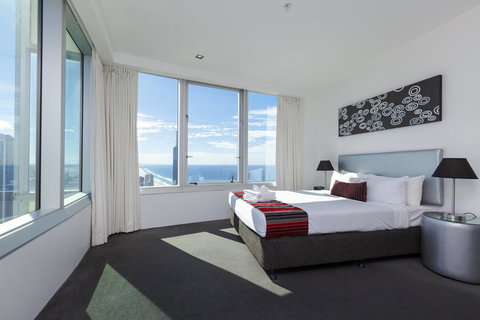 Q1 Resort & Spa - Official - Accommodation Coffs Harbour 25