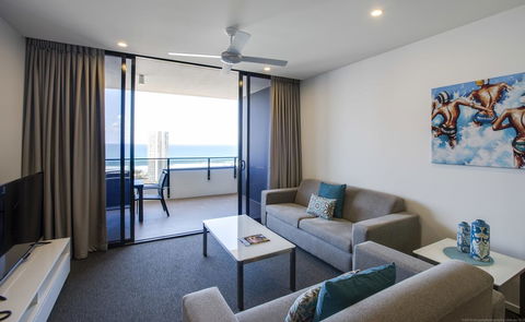 Synergy Broadbeach - Official - Accommodation Coffs Harbour 2