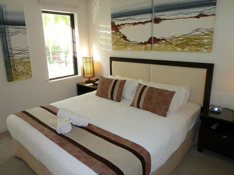 Penthouse 239 At See Temple Port Douglas - Accommodation Coffs Harbour 9