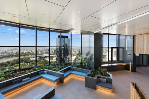Brisbane Skytower By CLLIX - Accommodation Coffs Harbour 1