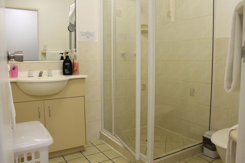 Airlie Apartments - Accommodation Coffs Harbour 1