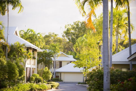 Paradise Links Resort Port Douglas - Accommodation Coffs Harbour 1
