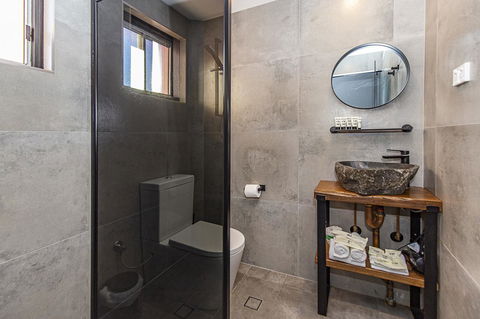 The Pink Hotel Coolangatta - Accommodation Coffs Harbour 25