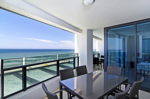 Soul Surfers Paradise - Gclr - Accommodation Coffs Harbour 15
