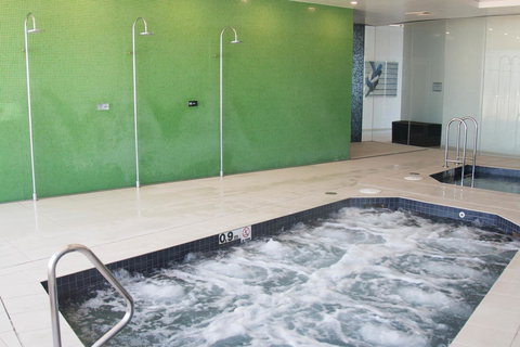 Soul Surfers Paradise - Gclr - Accommodation Coffs Harbour 34