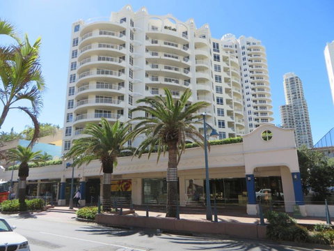 APR Private SUITES MOROC By The Beach - Accommodation Coffs Harbour 9