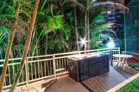 Seacrest Beachfront Apartments Surfers Paradise - Accommodation Coffs Harbour 31