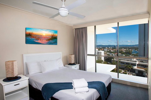Seacrest Beachfront Apartments Surfers Paradise - Accommodation Coffs Harbour 17