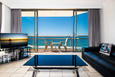Seacrest Beachfront Apartments Surfers Paradise - Accommodation Coffs Harbour 13