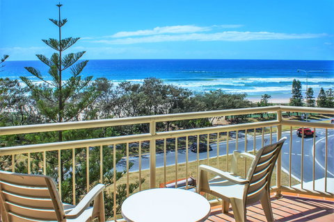 Seacrest Beachfront Apartments Surfers Paradise - Accommodation Coffs Harbour 32