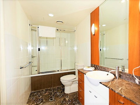 The Towers Of Chevron Renaissance - Holidays Gold Coast - Accommodation Coffs Harbour 35