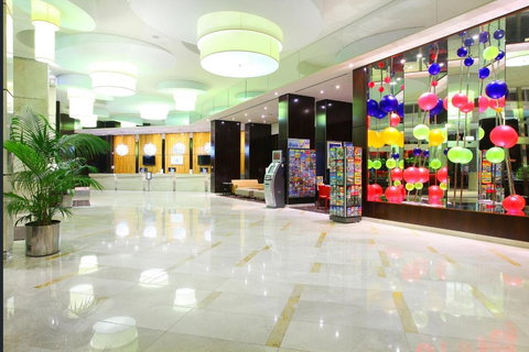 The Towers Of Chevron Renaissance - Holidays Gold Coast - Accommodation Coffs Harbour 15