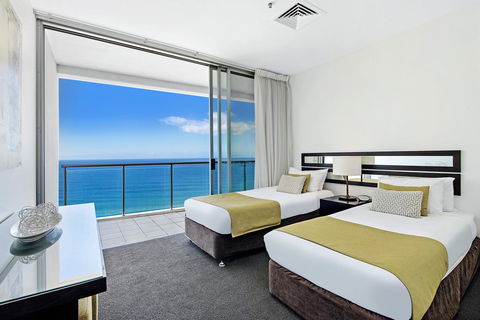 ULTIQA Air On Broadbeach - Accommodation Coffs Harbour 27