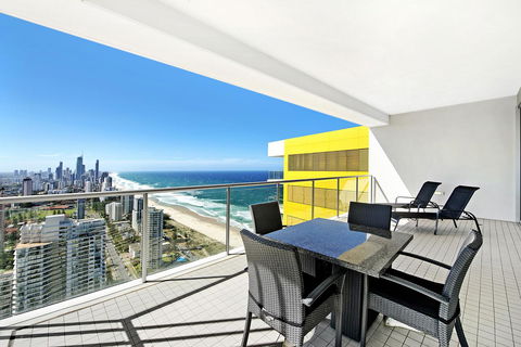 ULTIQA Air On Broadbeach - Accommodation Coffs Harbour 17