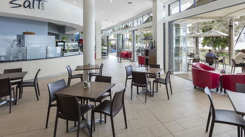 Oaks Hervey Bay Resort And Spa - Accommodation Coffs Harbour 26