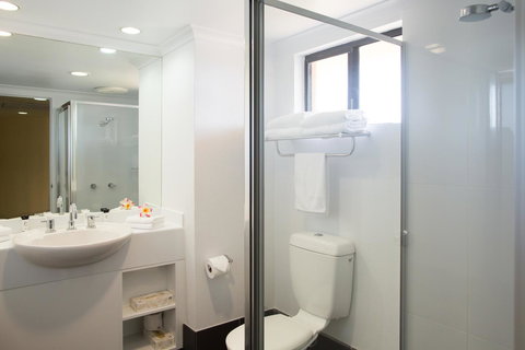 Palm Royale Cairns - Accommodation Coffs Harbour 30