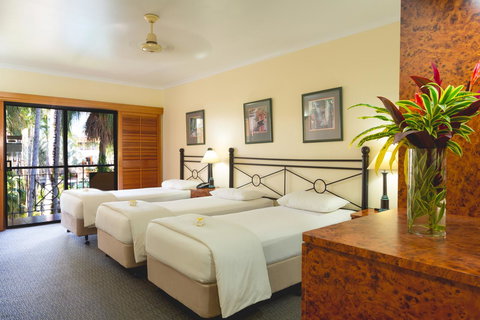 Palm Royale Cairns - Accommodation Coffs Harbour 24