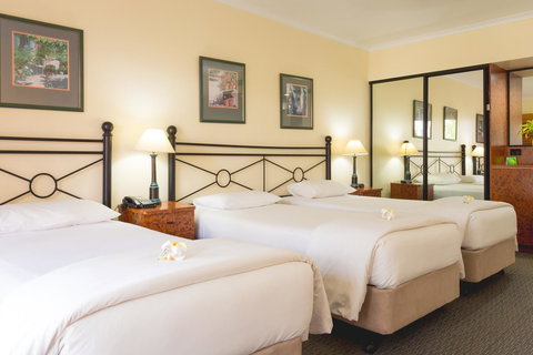 Palm Royale Cairns - Accommodation Coffs Harbour 29