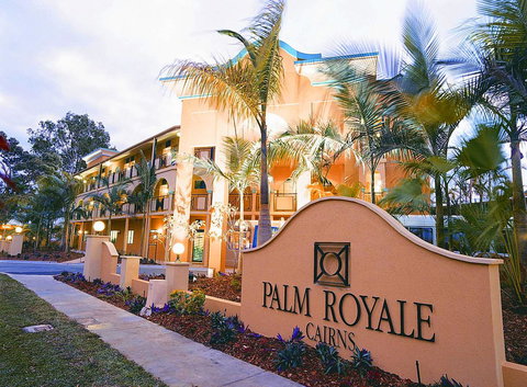 Palm Royale Cairns - Accommodation Coffs Harbour 8
