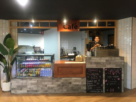 Woodroffe Hotel - Accommodation Coffs Harbour 3