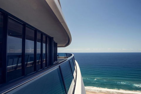 Luxury 3 Bedroom In Heart Of Broadbeach - Accommodation Coffs Harbour 2